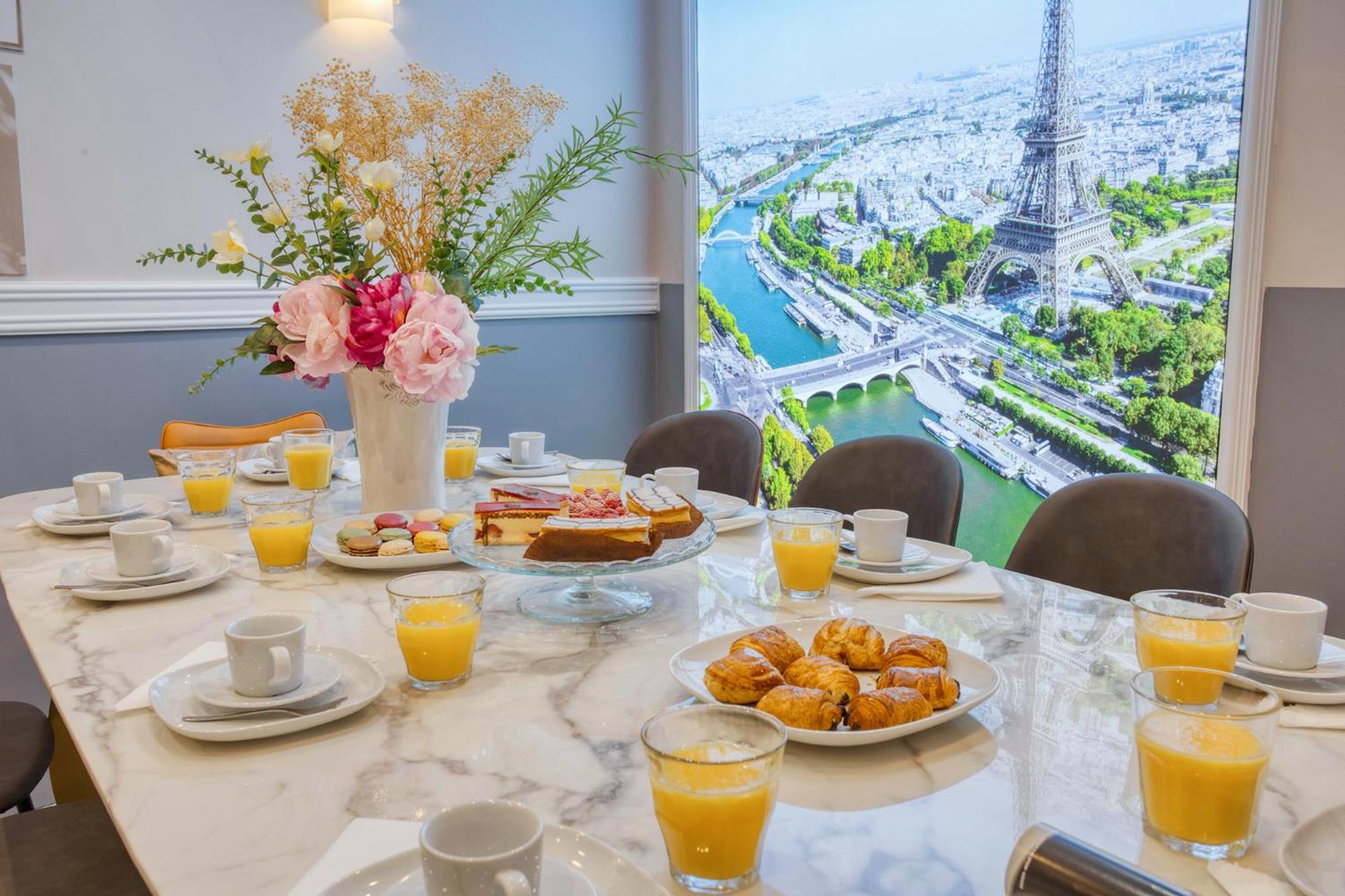 Elegant Triplex In Paris - Ideal For 10 - Aircon Buitenkant foto